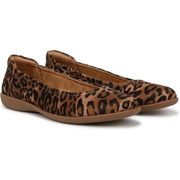 Naturalizer Women's Cheetah Closed Rounded Toe Slip on Flexy Ballet Flat Shoes - Picture 7 of 9